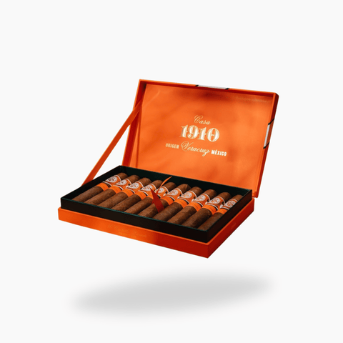 Casa 1910 Cuchillo Parado Robusto - Toro Puro