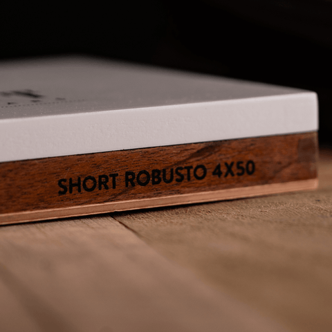 The Few Short Robusto - Toro Puro