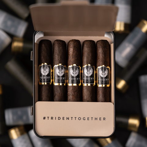 Trident Petit Panatela - Tin of 5